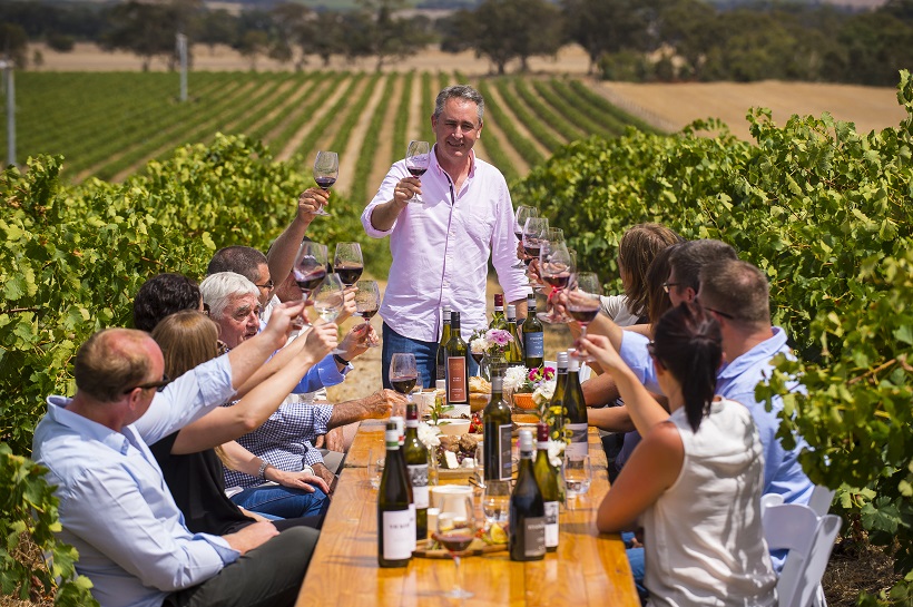 Hesketh Wines staff in vineyard | Halliday Wine Companion